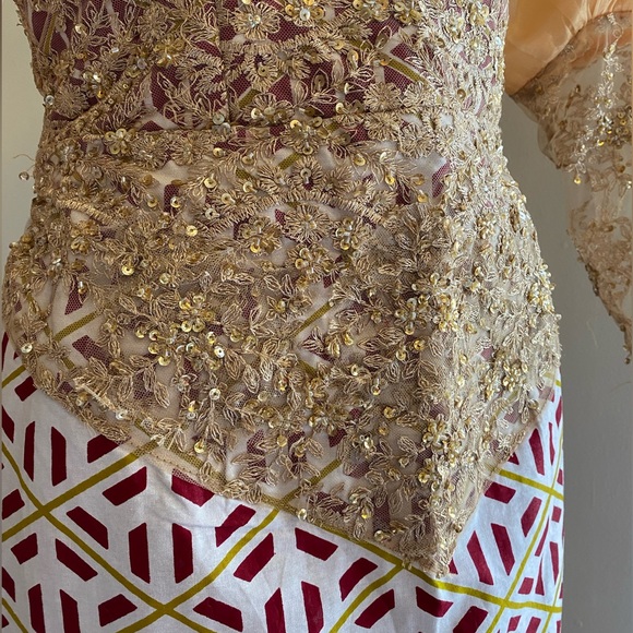 Queen of the Ball Handmade Evening Gown - Picture 4 of 12